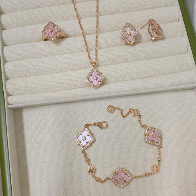 Sweet pink mother shell clover gold plated copper necklace set