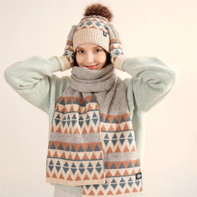Winter design unique knitted warm beanie cap gloove Scarf set