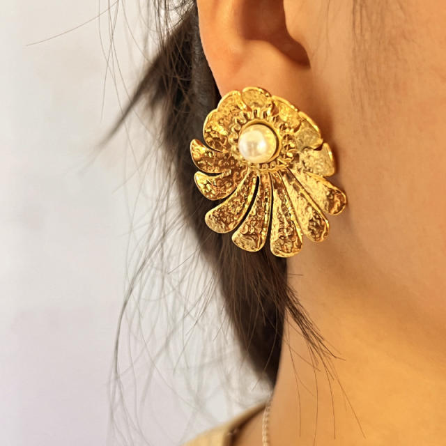 Vintage 18KG pearl flower bigger earrings stainless steel earrings