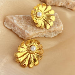 Vintage 18KG pearl flower bigger earrings stainless steel earrings