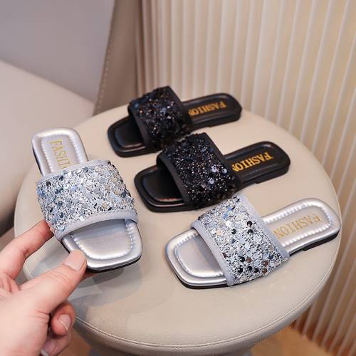 Summer gliter black silver color flat slipper for girls