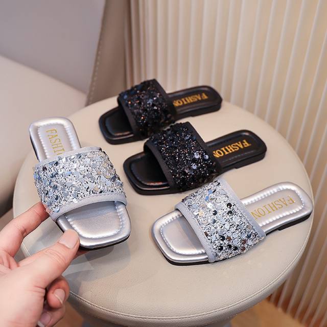 Summer gliter black silver color flat slipper for girls
