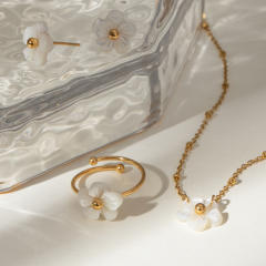 Sweet white shell flower stainless steel necklace rings set
