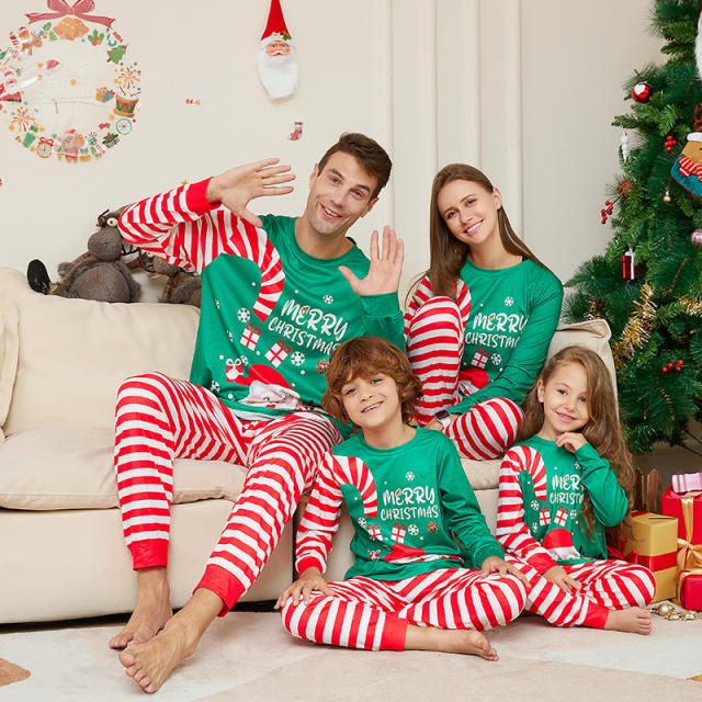 Hot sale green red color santa claus christmas pajamas family outfits