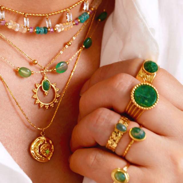 Summer fresh green color natural stone agate stainless steel necklace collection