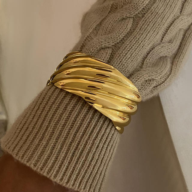 18KG wave pattern stainless steel cuff bangle chunky bangle wide bangle