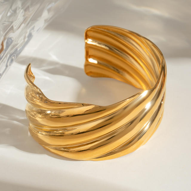 18KG wave pattern stainless steel cuff bangle chunky bangle wide bangle