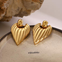 18KG chunky heart stainless steel earrings