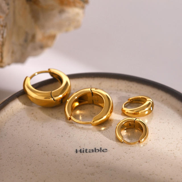 18KG Simple basic stainless steel huggie earrings