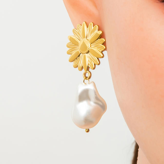 18KG elegant pearl drop stainless steel earrings