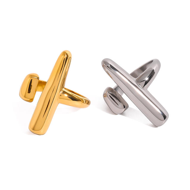 Chunky stainless steel geometric finger rings