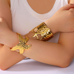 Personality hollow out leaf flower chunky stainless steel cuff bangle