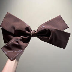 Oversized bow fashion show model same design french barrette hair clips