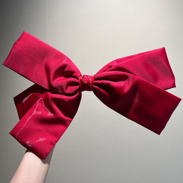 Oversized bow fashion show model same design french barrette hair clips