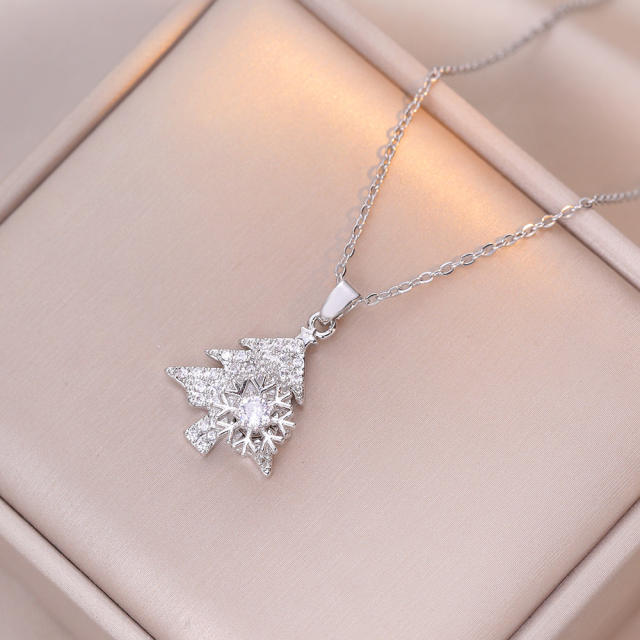 Delicate diamond rotatable snowflake christmas tree pendant stainless steel chain necklace