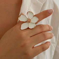 Boho white color flower starfish chunky finger rings collection