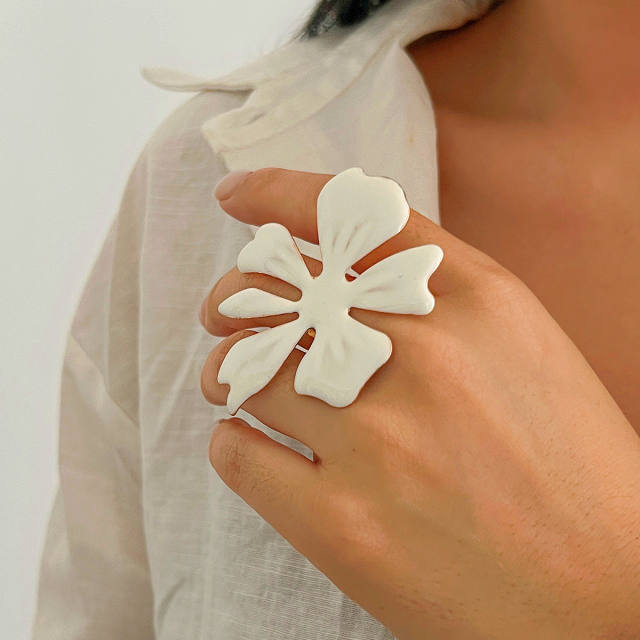 Boho white color flower starfish chunky finger rings collection