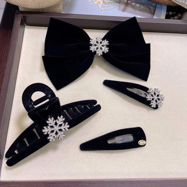 Winter velvet diamond snowflake bow hair clips snap hair clips