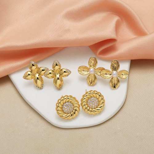 18KG hot sale pearl flower petal copper studs earrings
