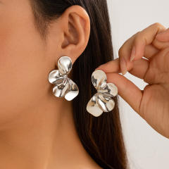 Vintage gold silver alloy flower chunky earrings