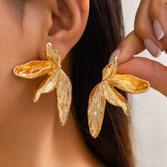Vintage gold silver alloy flower chunky earrings