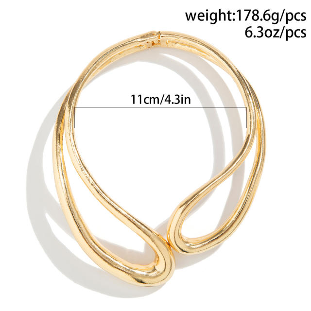Vintage chunky alloy hollow out choker necklace bangle set