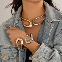 Vintage chunky alloy hollow out choker necklace bangle set