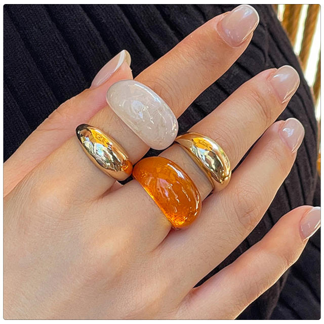 Geometric chunky acrylic alloy finger rings set