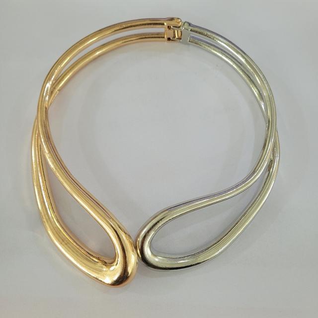 Vintage chunky alloy hollow out choker necklace bangle set