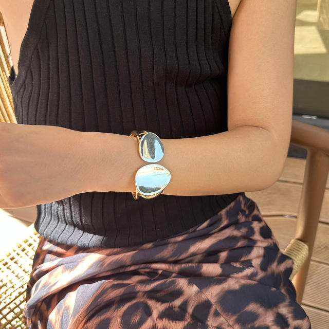 Punk trend chunky gold color wide bangle band set