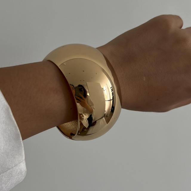 Punk trend chunky gold color wide bangle band set