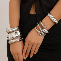 Chunky drop geometric alloy cuff bangle set