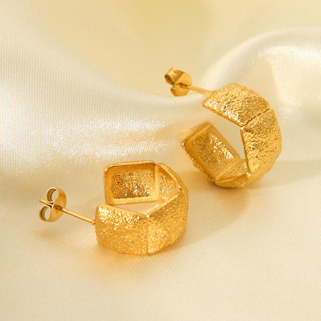 18KG geometric C shape frosted hammer pattern stainless steel earrings
