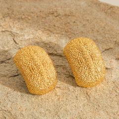 18KG chunky hammer pattern frosted stainless steel bigger earrings