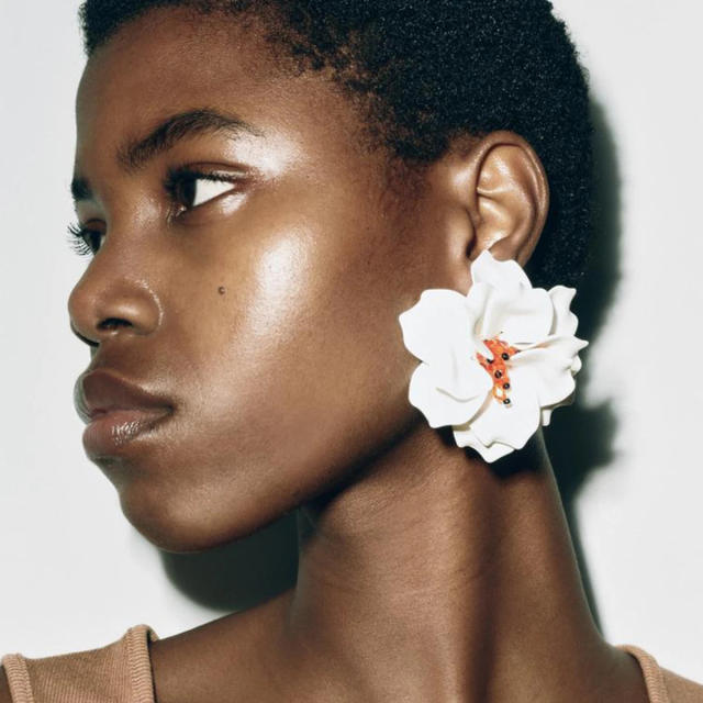 ZARA same design colorful acrylic petal flower holiday big earrings