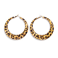 Super cool big hoop leopard pattern earrings