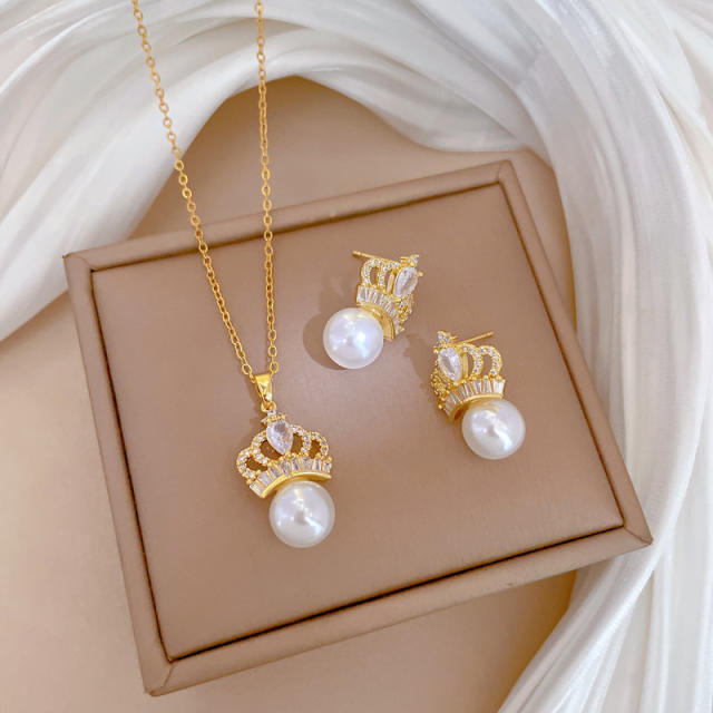 Dainty pearl bead diamond crown pendant stainless steel chain necklace set