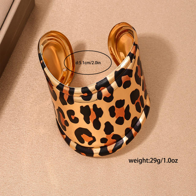 Exaggerated Metal Wide Leopard Print Opening bangle