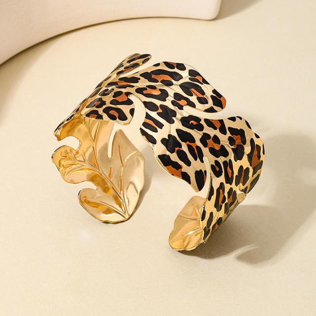 Exaggerated metal wide  leopard leaf opening bangle