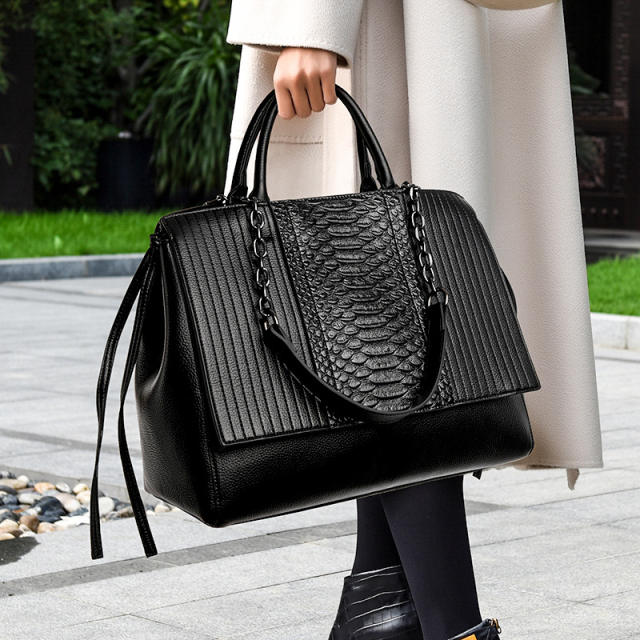 Women's Crocodile Pattern Large Capacity Tote Bag Autumn Winter New Women's Bag High-end Lightweight Handbag