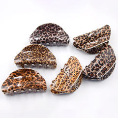 8.3cm Large Leopard Hair Clip Simple Acrylic hair claw clips
