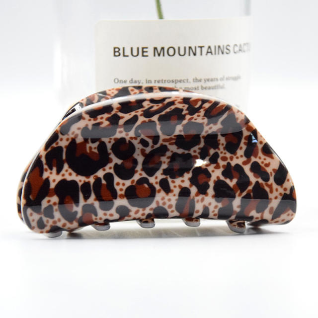 8.3cm Large Leopard Hair Clip Simple Acrylic hair claw clips