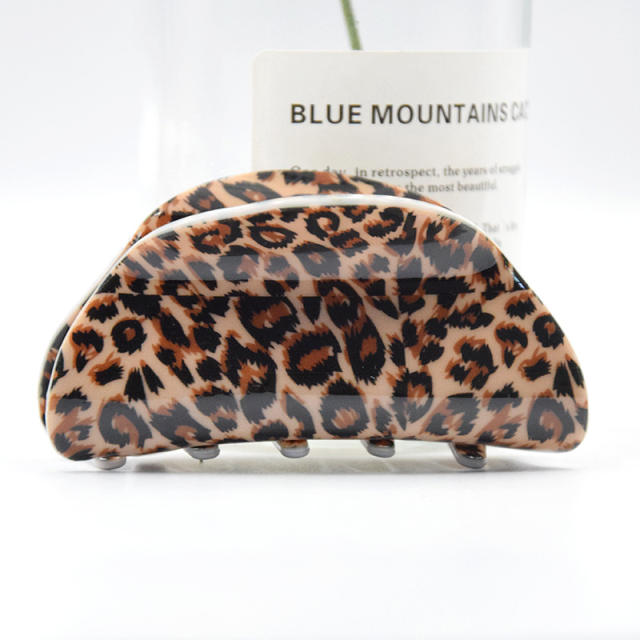 8.3cm Large Leopard Hair Clip Simple Acrylic hair claw clips