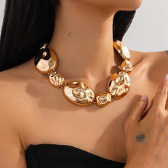 Chunky hammer pattern geometric ball necklace earrings set