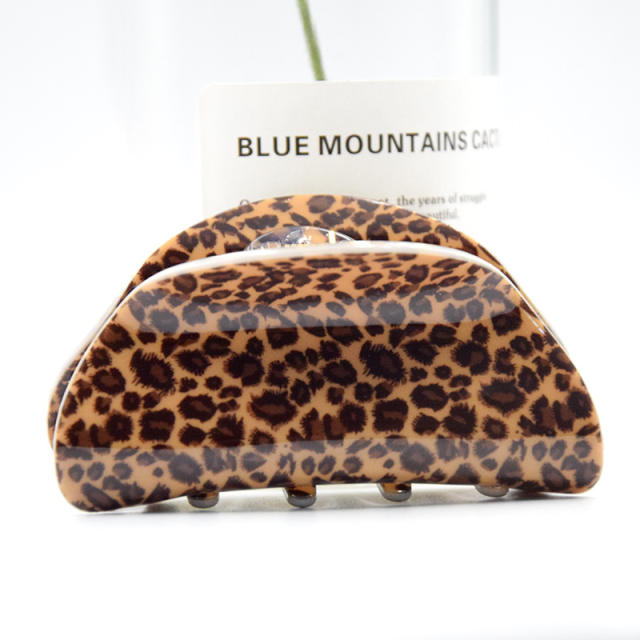 8.3cm Large Leopard Hair Clip Simple Acrylic hair claw clips