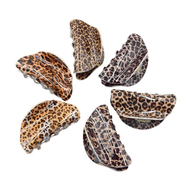 8.3cm Large Leopard Hair Clip Simple Acrylic hair claw clips
