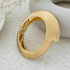 Chunky punk style matte wide version spring buckle bracelet