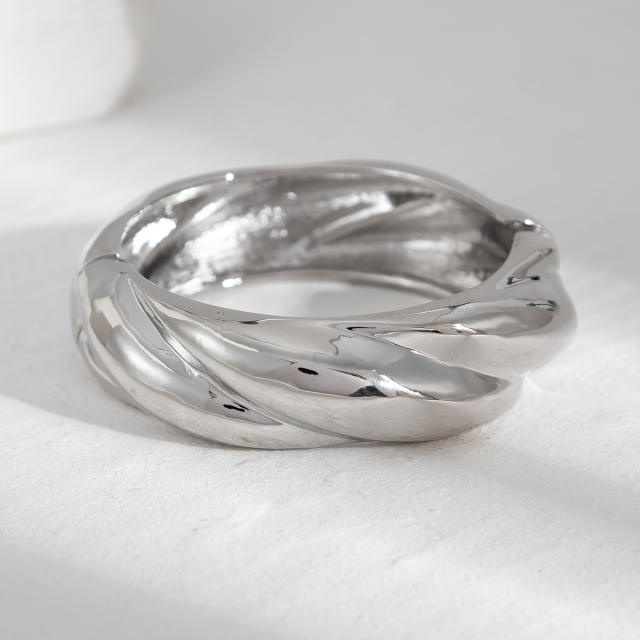 Chunky metal smooth surface bangle bracelet set