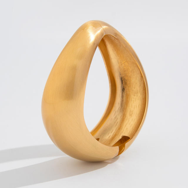 Chunky punk style matte wide version spring buckle bracelet