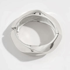 Chunky metal bangle bracelet set